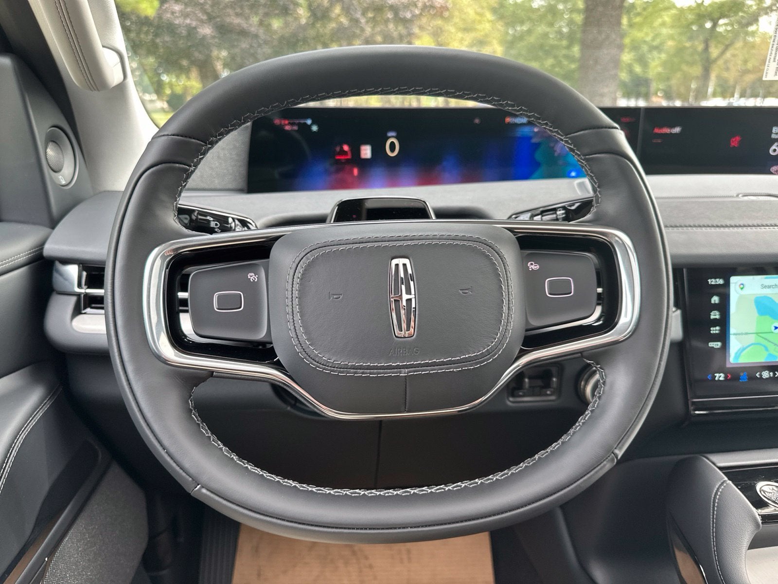 2027 Lincoln Navigator Reserve