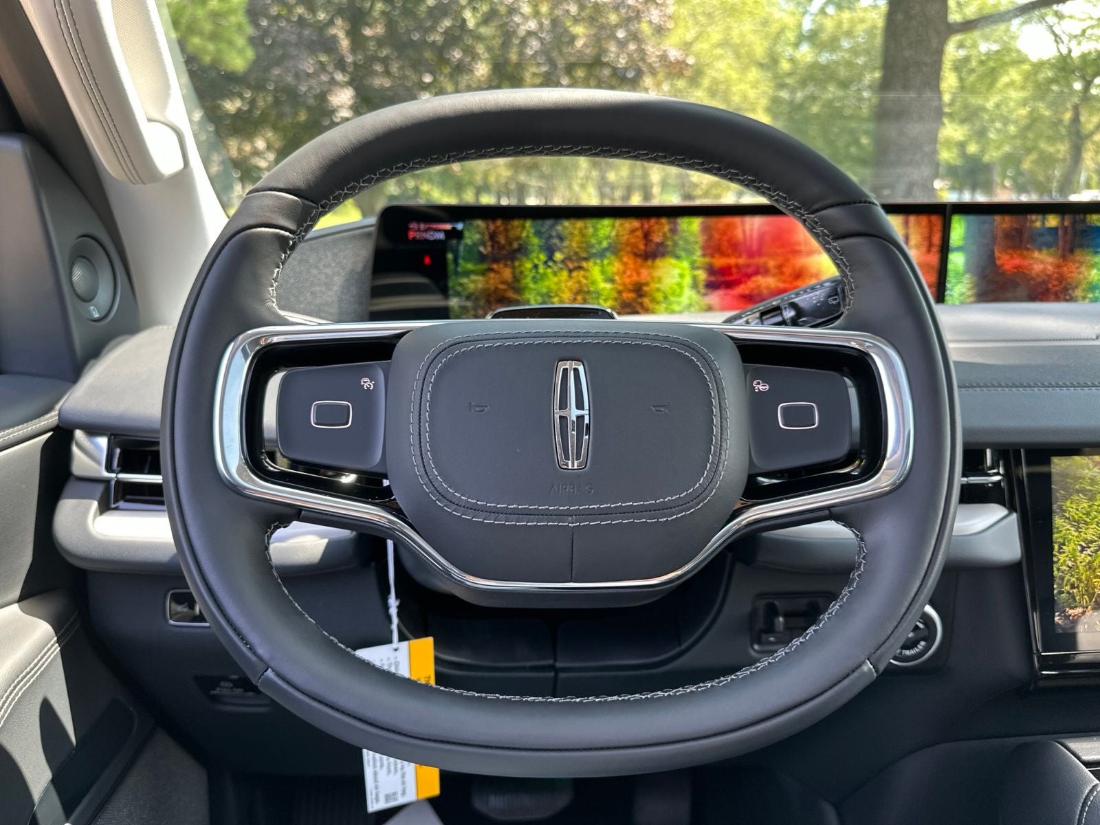 2027 Lincoln Navigator L Reserve