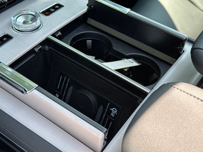 2027 Lincoln Navigator L Reserve