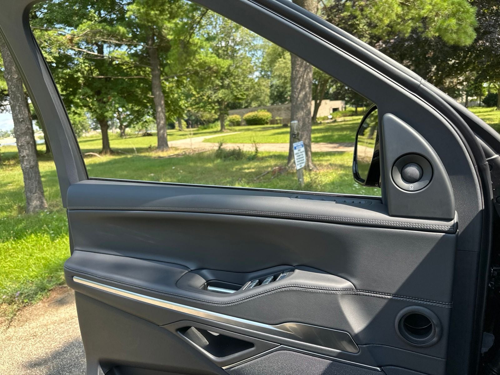 2027 Lincoln Navigator L Reserve