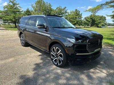 2027 Lincoln Navigator L Reserve