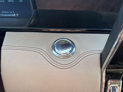 2022 Lincoln Navigator L Reserve