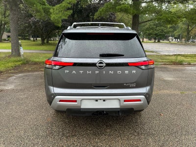 2025 Nissan Pathfinder Platinum