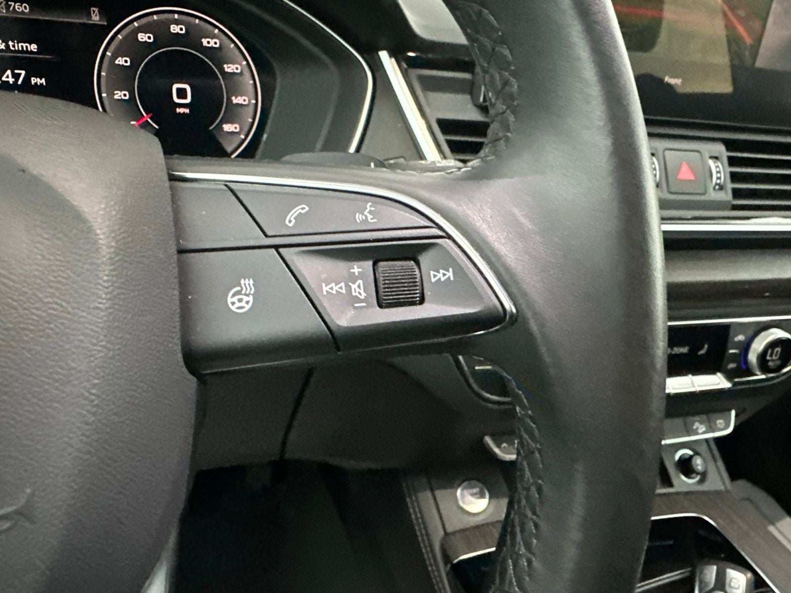 2024 Audi Q5 45 S line Premium quattro