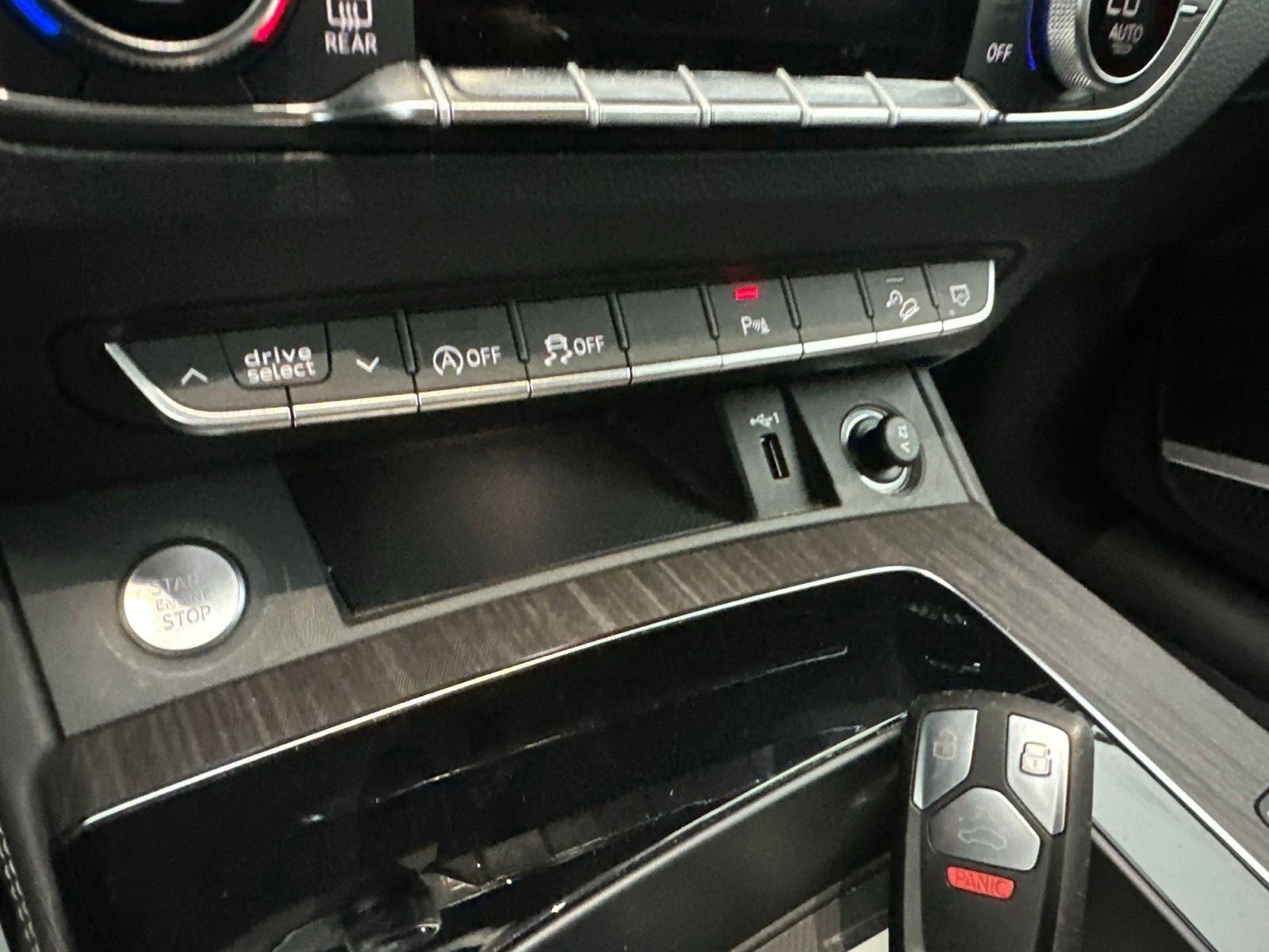 2024 Audi Q5 45 S line Premium quattro