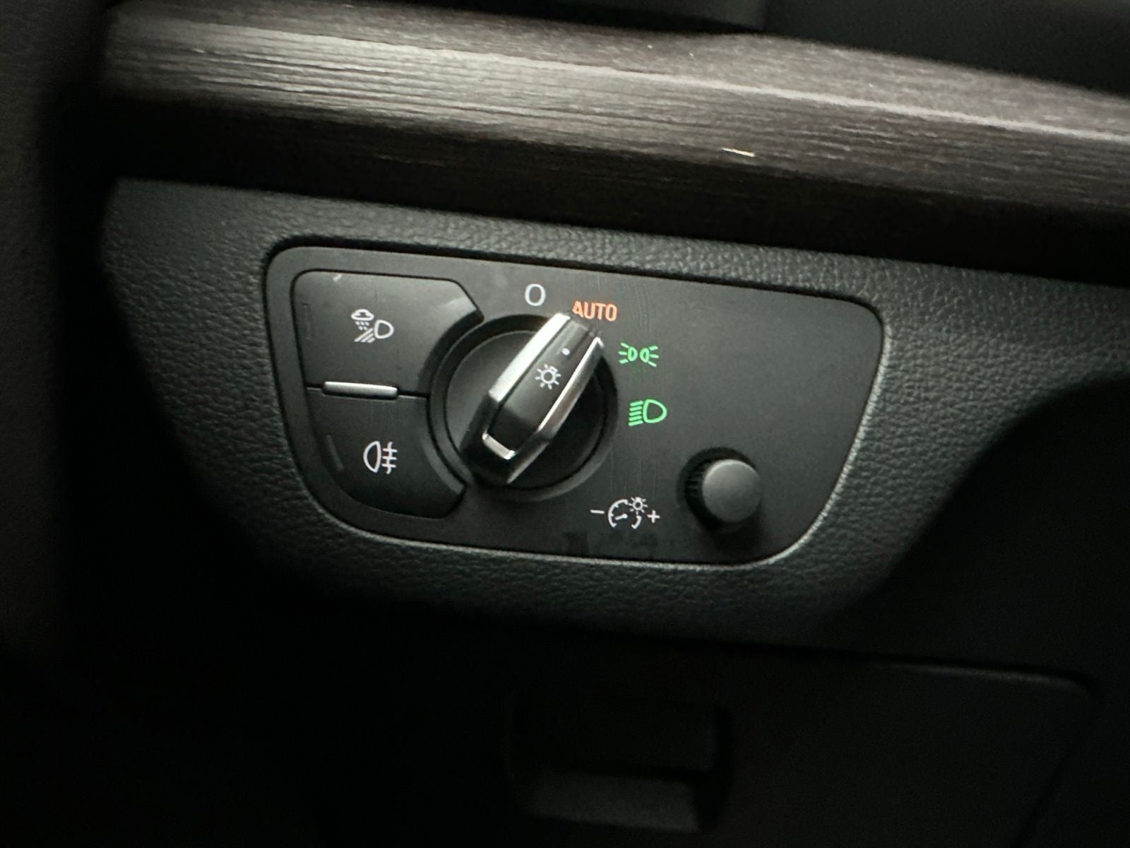 2024 Audi Q5 45 S line Premium quattro