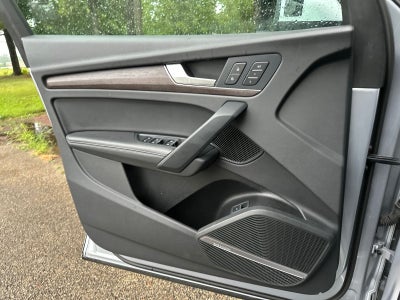 2024 Audi Q5 45 S line Premium quattro