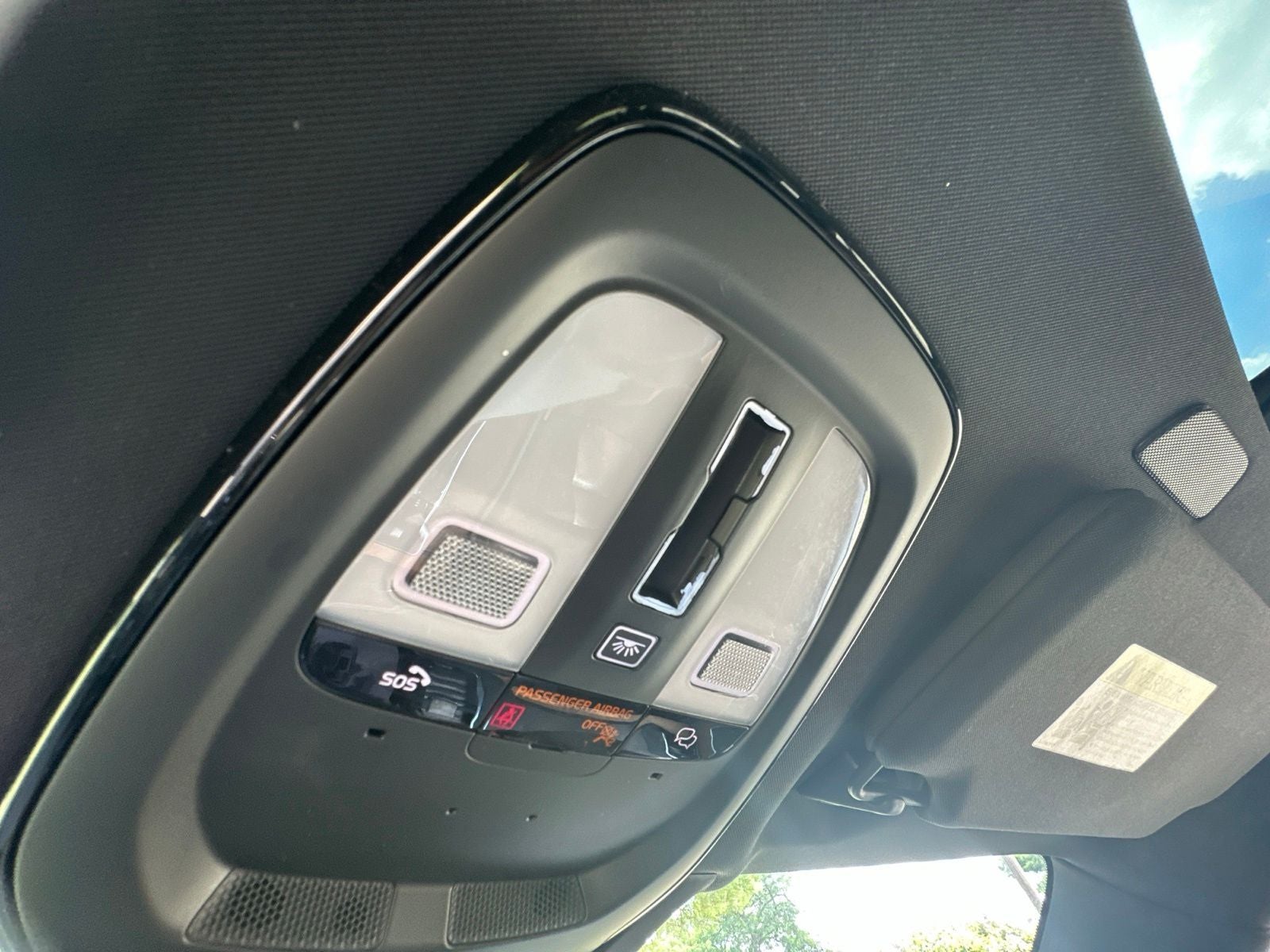 2023 Volvo XC90 B5 Plus