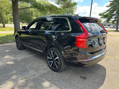 2023 Volvo XC90 B5 Plus