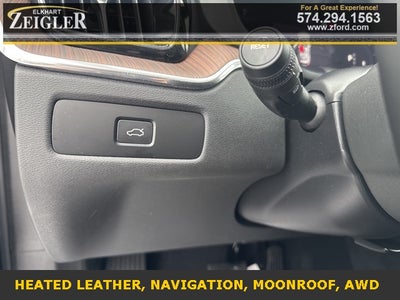 2024 Volvo XC60 B5 Plus Dark Theme