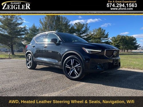 2025 Volvo XC40 B5 Core