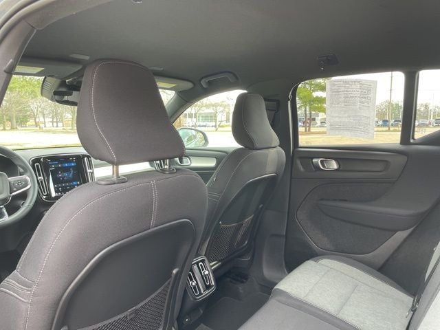2023 Volvo XC40 B5 Core